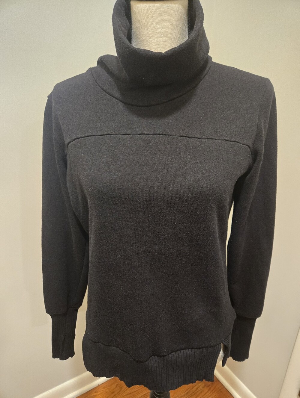 Alo Sweatshirt